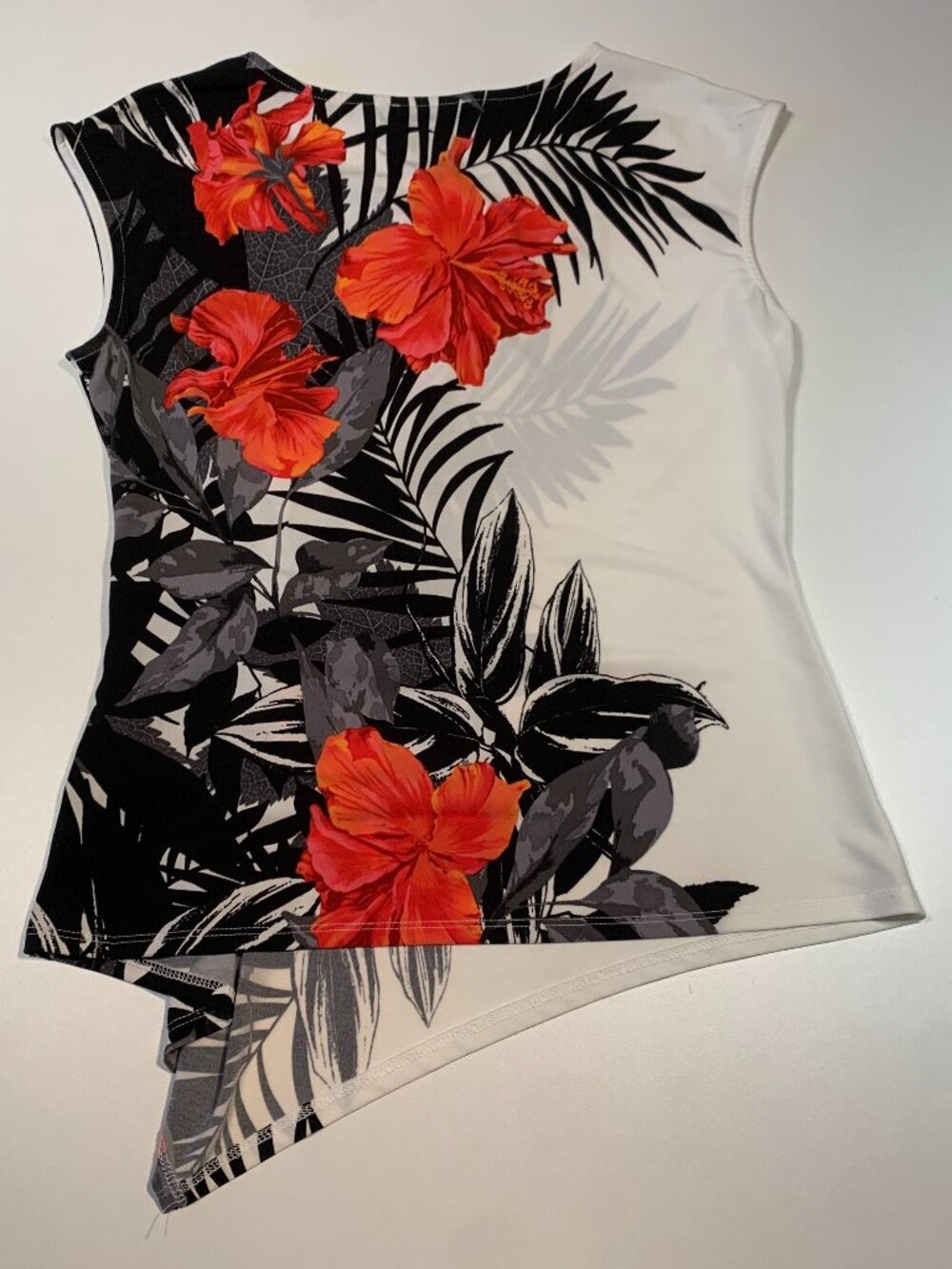 Frank Lyman Floral Asymmetrical Top Size 12 Tropical Print Blouse Canada - Picture 7 of 7